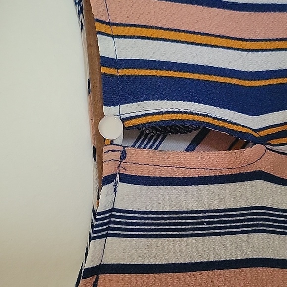 Short sleeve striped blouse - Picture 5 of 7